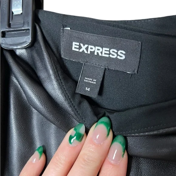 Express Black Faux Leather Mini Skirt - Picture 3 of 5